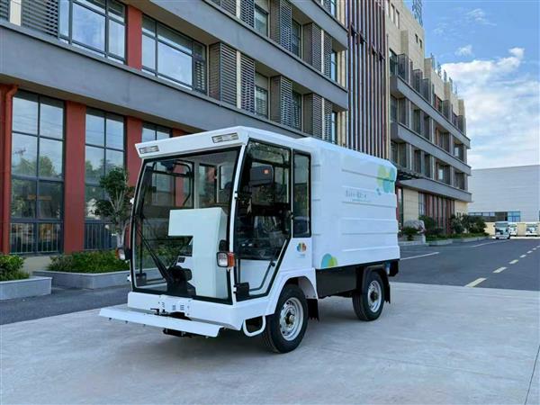 Xe Phun Nước Rửa Đường 1,2 Khối MTEXIMCO Chạy Điện